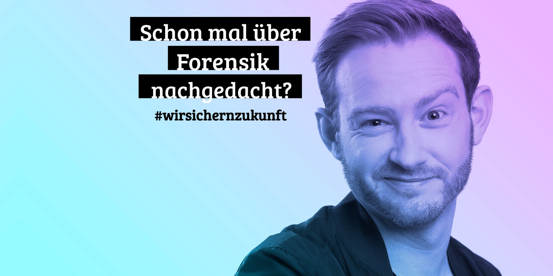 Ein Mann schaut fragend blinzelnd in die Kamera (Foto: LWL)